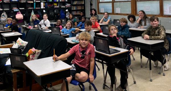 /Images/uploads/Lee County Schools/lee-county-schools/entries/33618thumb.jpg